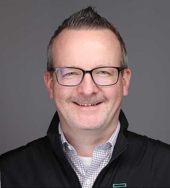 Konstanty Owczarek, Ex-AIG Global Head of Strategy and Innovation